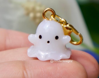 Ghost Charm - Handmade Polymer Clay Jewelry Gifts - Planner Charm - Stitch Marker