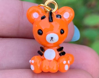 Baby Tiger Charm - Polymer Clay Handmade Gifts - Kawaii Cute Planner Charm - Stitch Marker Jewelry