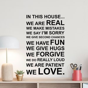 In This House We Are Real Wall Decal Love Poster Family Sign House Living Quote Entryway Vinyl Sticker Gift Bedroom Decor Home Wall Art 5-29