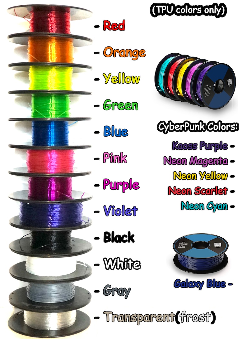 Pode incluir: Uma pilha de bobinas de filamento para impress&atilde;o 3D em v&aacute;rias cores, incluindo vermelho, laranja, amarelo, verde, azul, rosa, roxo, violeta, preto, branco, cinza e transparente. As bobinas s&atilde;o etiquetadas com os nomes das cores. H&aacute; tamb&eacute;m bobinas de filamento em cores neon, incluindo roxo kaoss, magenta neon, amarelo neon, escarlate neon e ciano neon. As bobinas s&atilde;o etiquetadas com os nomes das cores. H&aacute; tamb&eacute;m uma bobina de filamento em azul gal&aacute;xia.