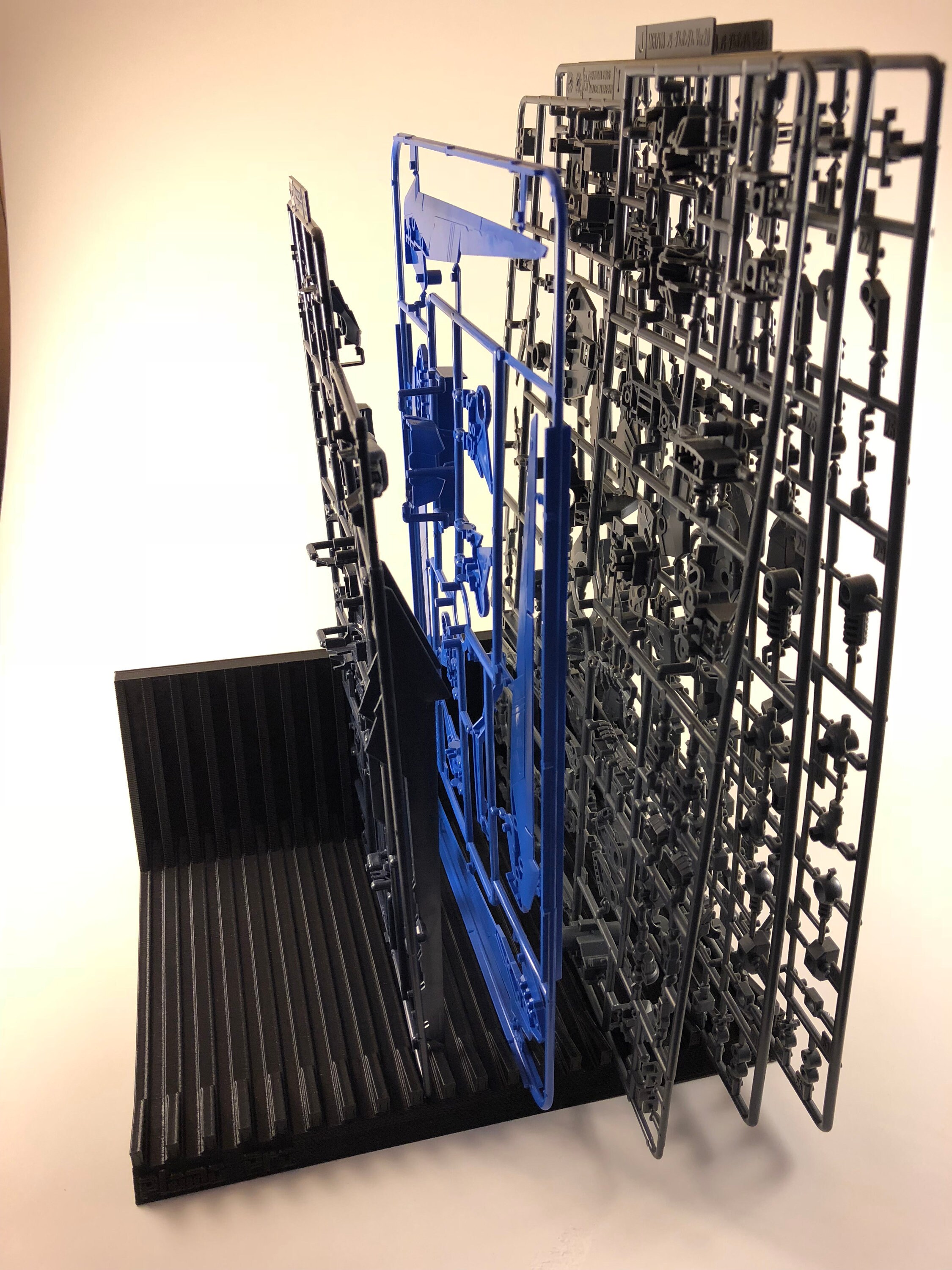 Model Kit Runner | Sprue Organizer Shelf