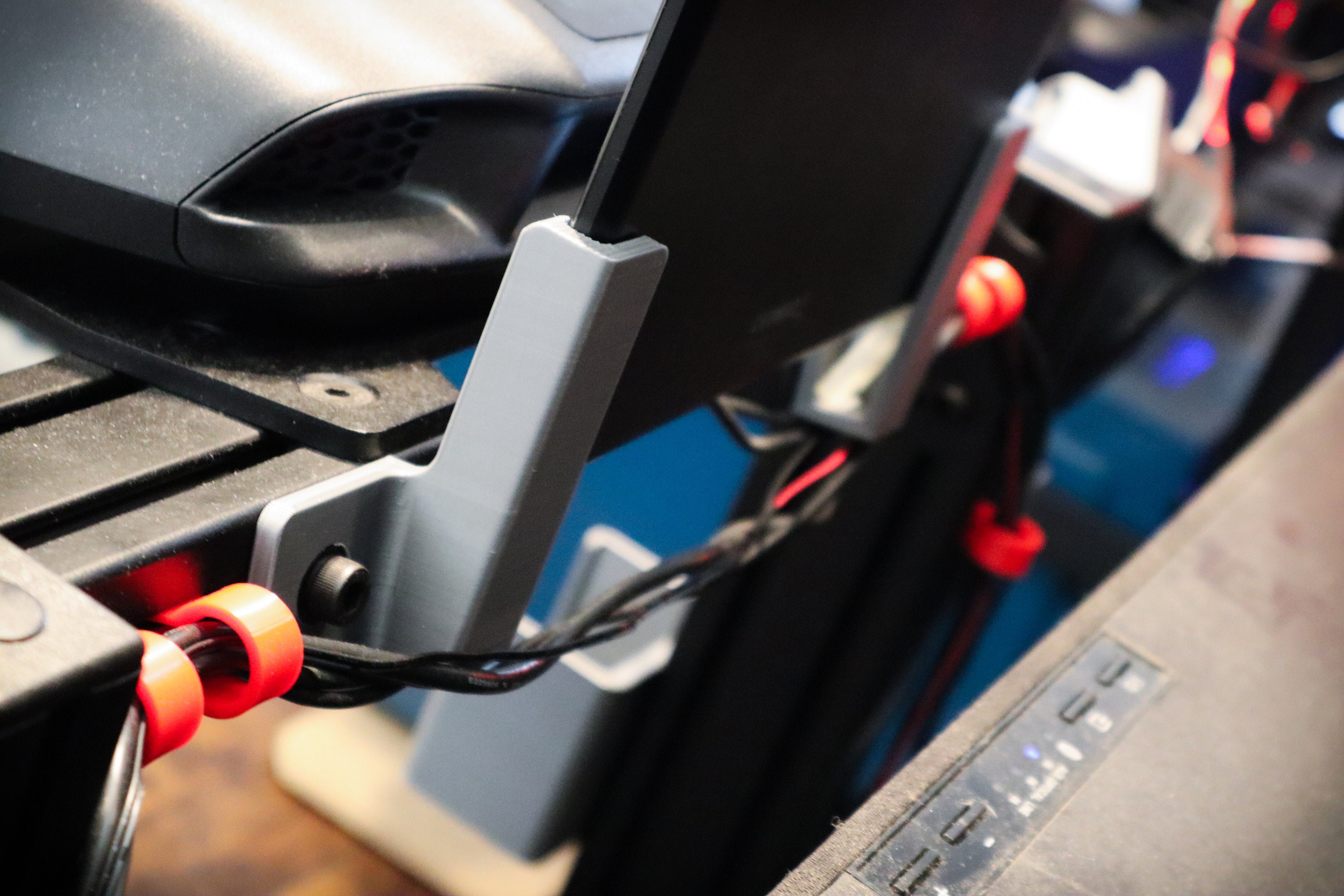 Tablet Mount [w/ Hardware] for SIM Racing Aluminum Profile Rig 8020 ...
