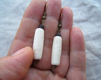 Carved earrings, bone and horn, unique earrings, OaaK earrings, long earrings, white and brown, earrings