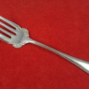 Vintage Silverplate Cold Meat Serving Fork in Colonial by W.R. Keystone / Oneida