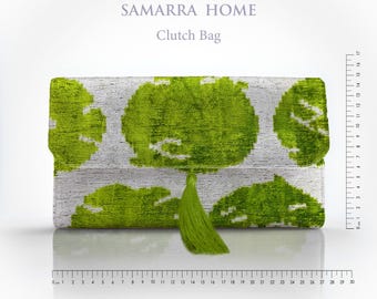 Green Silk Velvet Clutch Bag with Tassel: Handwoven Ikat Evening Purse