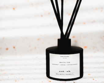 White Tea  |  Reed Diffuser  |  Matte Black Bottle With Reeds  |  Diffuser Oil Set  |  Home Fragrance  |  Decor  |  Scent No. 013