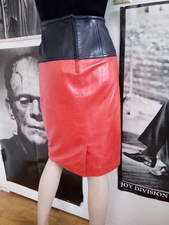 Rare Vintage Escada Leather Pencil Skirt - Size 2… - image 5