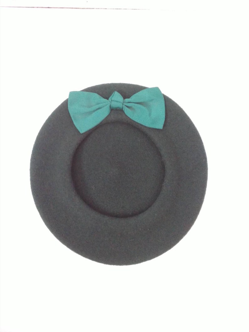 Vintage Green Beret w Bow 70/'s Vtg Accessories 80/'s Deep Green Wool Hat