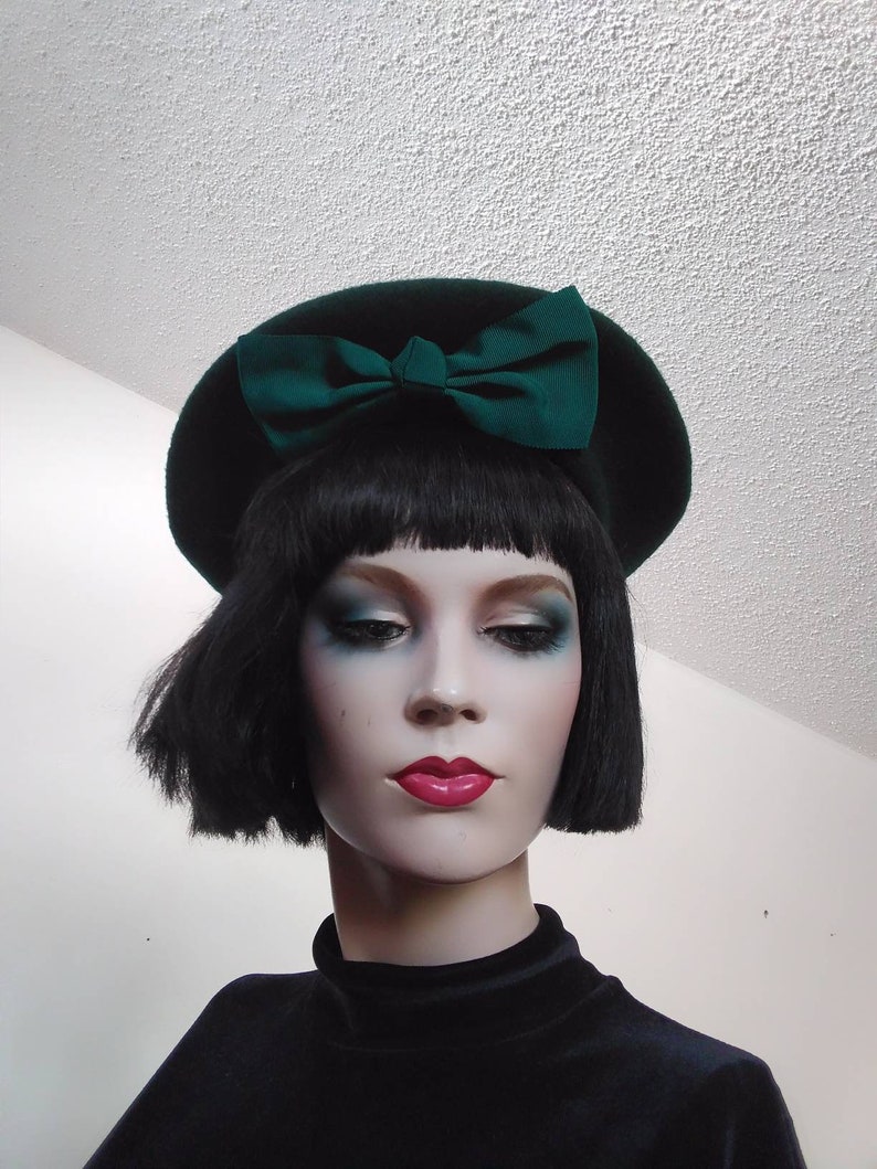 Vintage Green Beret w Bow 70/'s Vtg Accessories 80/'s Deep Green Wool Hat