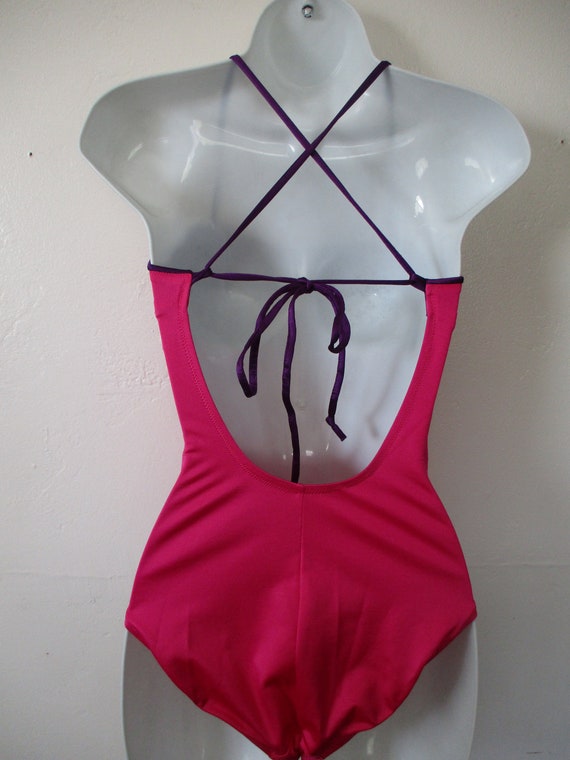 70's Deweese Fuchsia Swimsuit - Vintage One Piece… - image 4