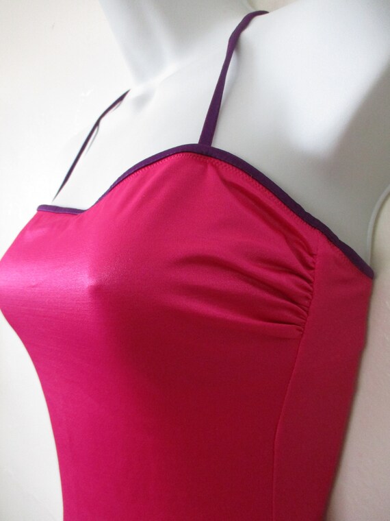 70's Deweese Fuchsia Swimsuit - Vintage One Piece… - image 3