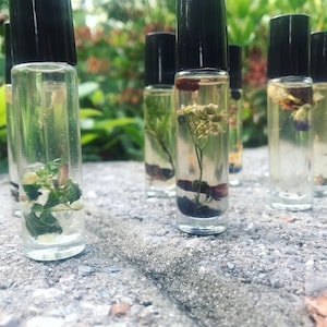 Witchy Oil Roll-On Prosperity, come to me, love, protection, cleansing