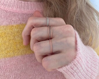 Ring 925 sterling zilver rosé vergulde minimalistische delicate gelaagdheid look pre-insert ring goud stapelen ring gedraaid gedraaide delicate rosegold