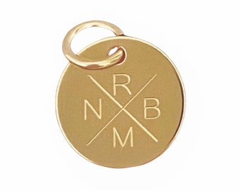 Engraved pendant, engraved plate, delicately personalized pendant, customizable pendant with initial name, logo, or symbol