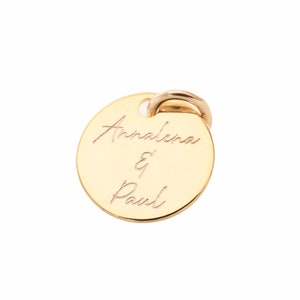 Colgante de collar con grabado en oro 585 de 10 mm, colgante minimalista de joyería auténtica, colgante personalizable con grabado de nombre, regalo para mejores amigos, placa de grabado.