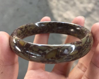 Natural charm fashion hand-carved brown color jade bangle  (custom size，size：56-60mm)