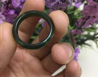 Natural charm fashion Hand-made  dark green rings （Available in US SZ 6 through 12）