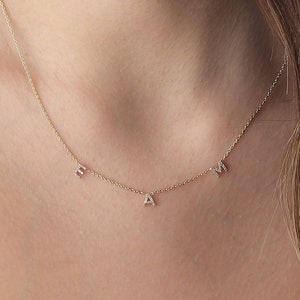 Collar con inicial de pavé, collar con inicial de oro de 14k, collar con nombre personalizado, collar con letras, joyería personalizada, regalo del día de la madre,