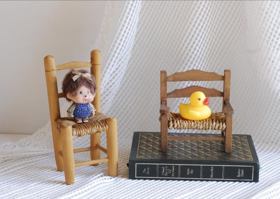 ヴィンテージミニチュア木製椅子、フランス製ドールハウス家具、ペア