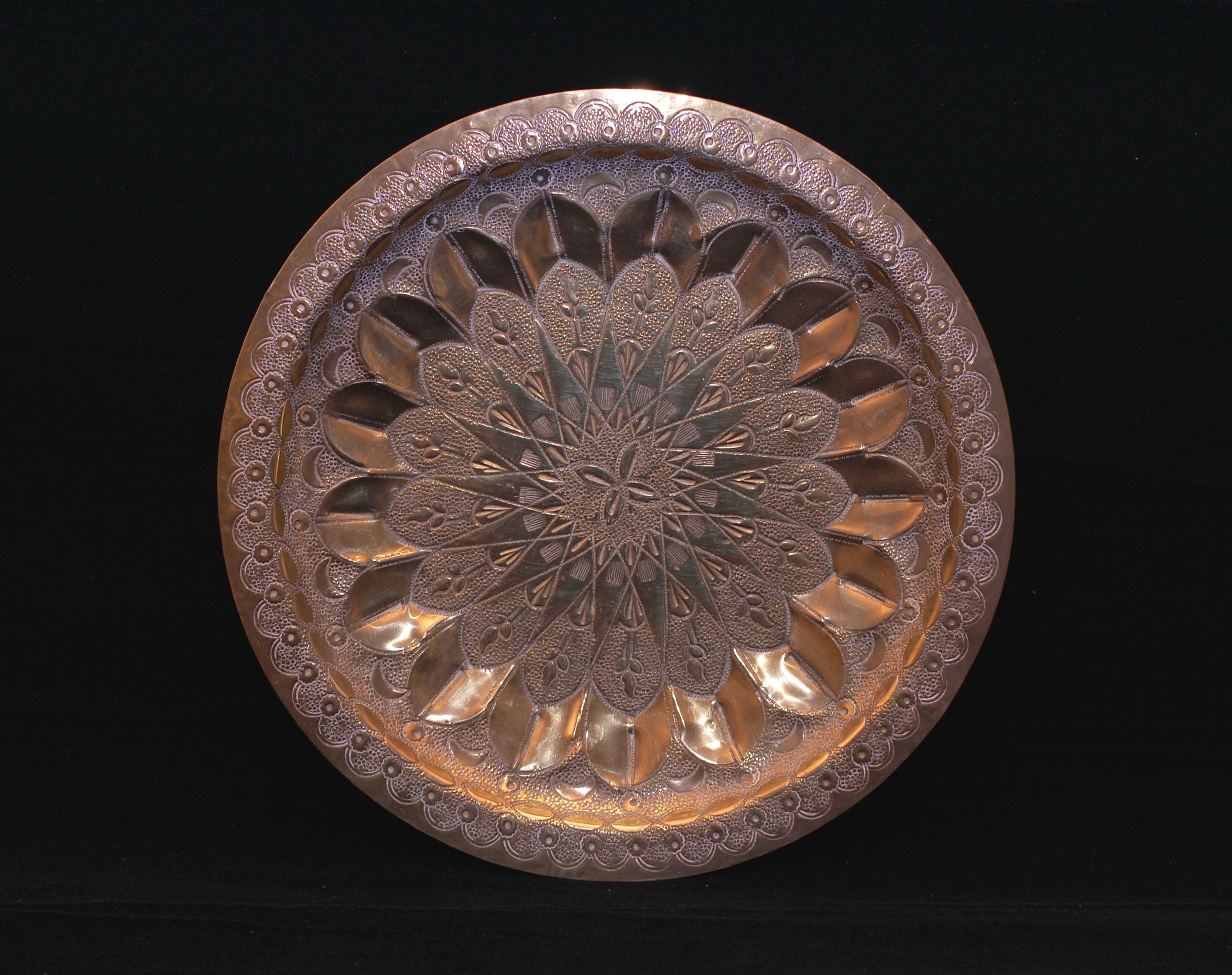 Vintage Brass Tray Moroccan Arabian Tea Serving Plaque de Fixation Murale Home Decor/Français Studio