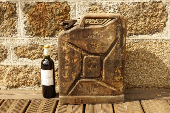 フランス　ビンテージ　ジェリ缶 ヴィンテージ 1943 金属製ジェリカン：フランス軍コレクターズアイテム