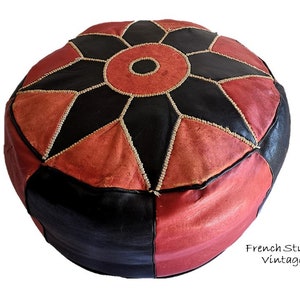 Vintage Leder Pouf Marokkanischer Hocker Kissen Fußstütze Naher Osten Wohnkultur Display / French Studio Vintage