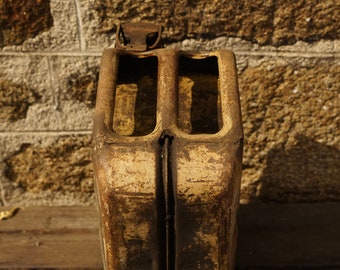 ヴィンテージ 1943 金属製ジェリカン：フランス軍コレクターズアイテム