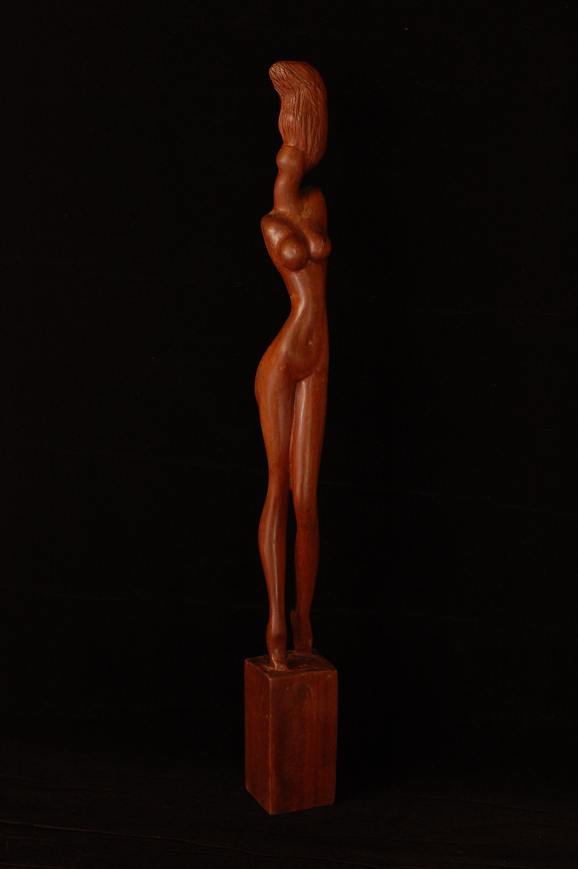 Vintage Natural Wooden Statue Lady Figurine Tall 22 Sculpture Signée Par L'artiste Art Decor Display
