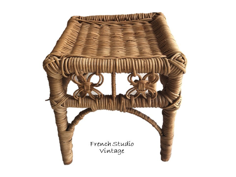 Vintage Français Tabourets Woved Wicker Plant Stand Petite Chaise Affichage Boho Home Decor/Studio V