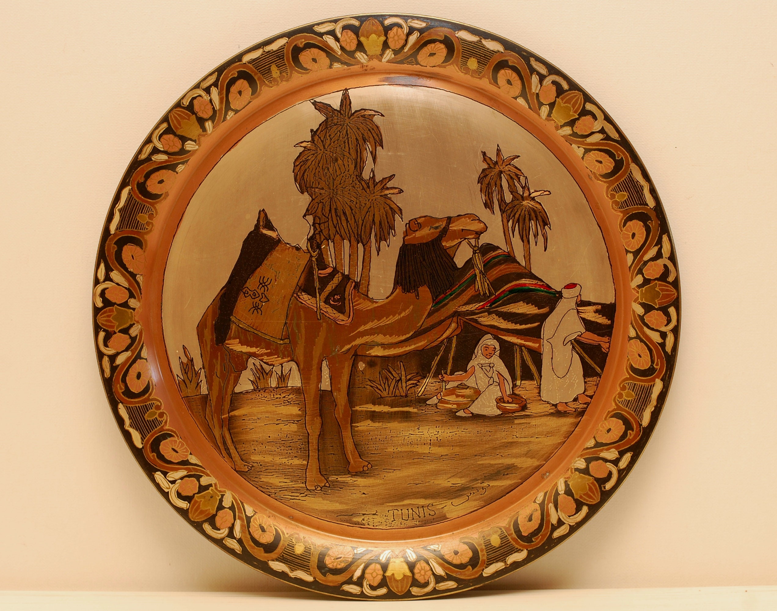 Vintage Arabian Copper Tray Plaque de Suspension Murale Faite à La Main Moyen-Orient Affichage Décor