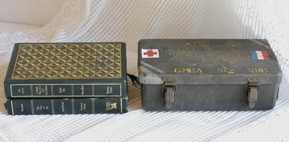 Vintage French Metal First Aid Box, Military Medicine Box - Etsy