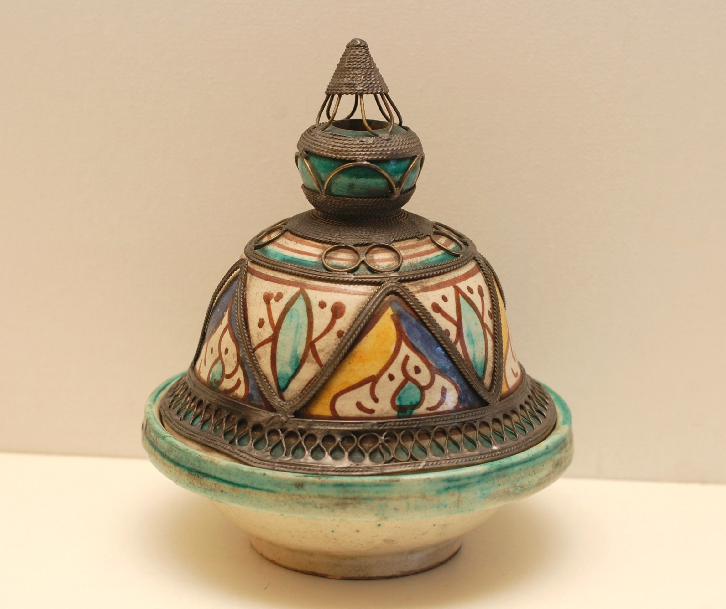 Pot de Poterie Vintage Marocain Lidded Servant Dish Bowl Arabian Art Décor/Français Studio Vintage