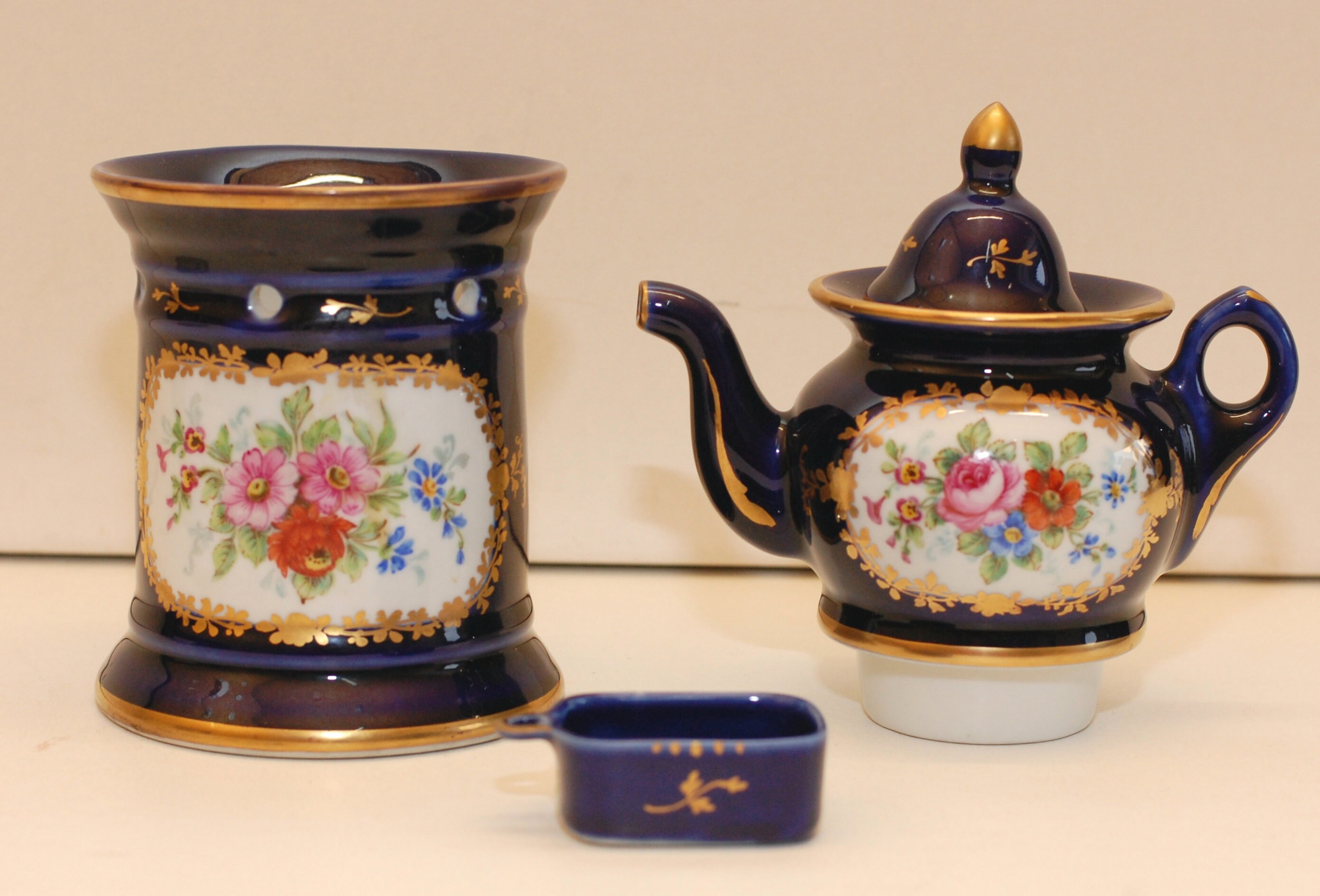 Vintage Porcelain Teapot Warming Stands Set Herbal Teapots Etsy