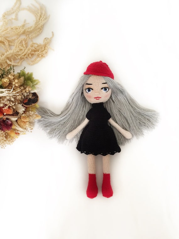 muñeca doll amigurumi
