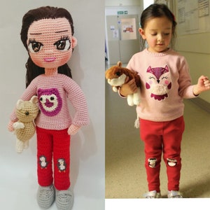Muñeca personalizada parece muñeca, muñeca retrato, muñeca Amigurumi, muñeca de ganchillo, regalo para ella, regalo personalizado, regalo para él imagen 7