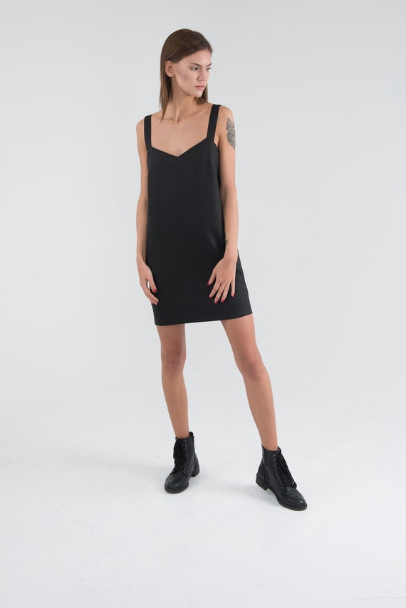 short black linen dress