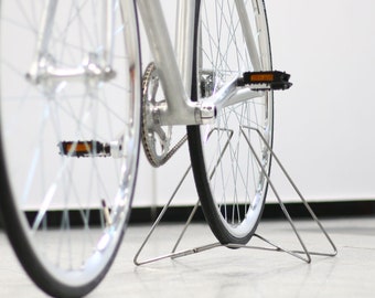 bike stand with wheels