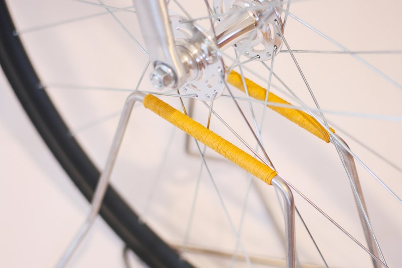 Stainless steel bike stand with spoke protection golden yellow 26 27.5 28 wheels SStand image 4