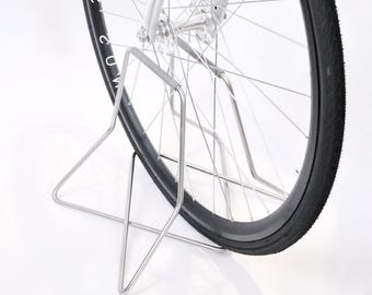 Stainless Steel Bike Stand: 26-28" Wheels, Hemp Spoke Protection, silver grey | metal bicycle rack