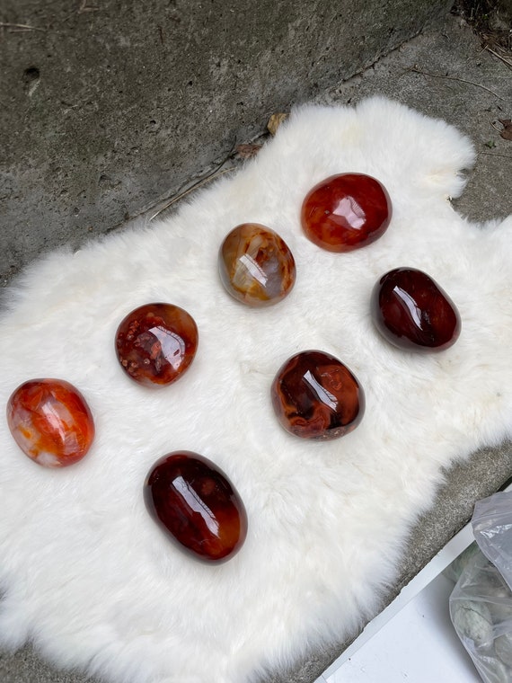 M Carnelian Palmstones