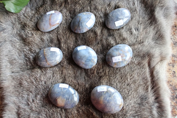 medium blue opal palmstones