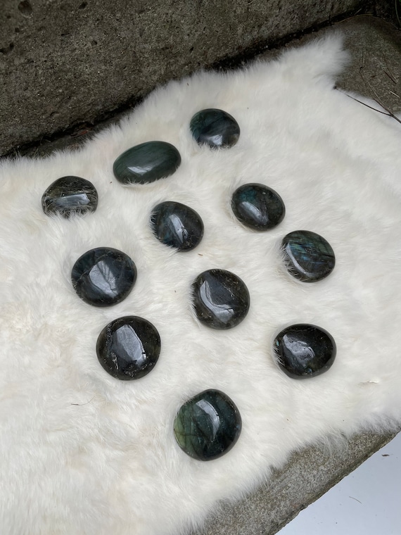 Labradorite palm stones XS