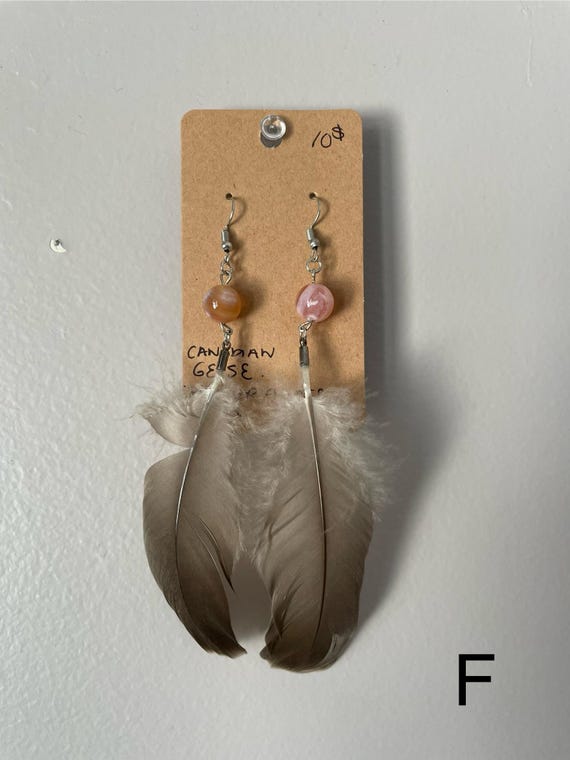 Medium Feather Earings