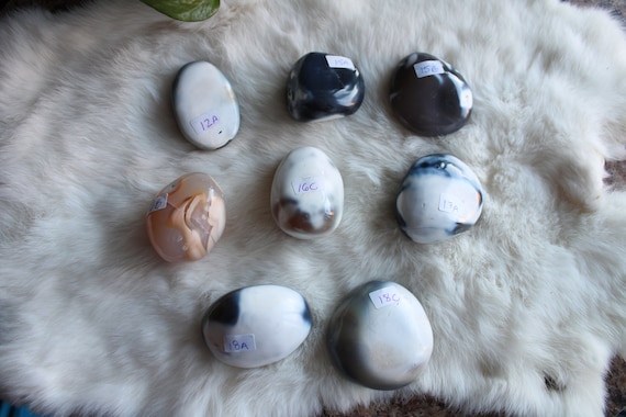 S Orca agate palmstone