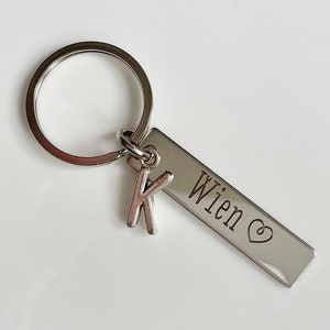 Chaveiro Viena personalizado || com pingente de carta