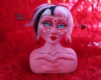 Custom Bust Sculpture / Felted Wig / Polymer clay / Jewelry included