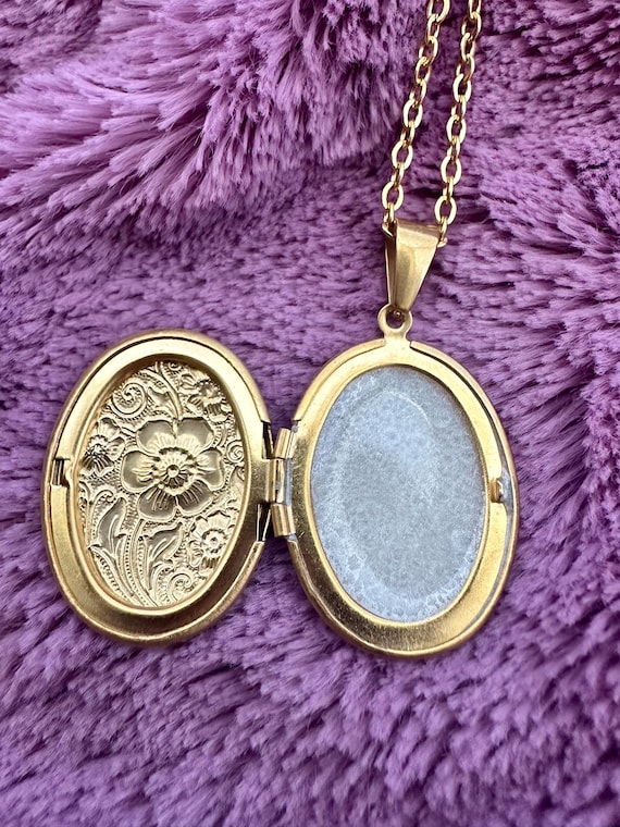 Breastmilk Decorative Oval Locket Necklace, Gold Stainless Steel,Pendant Necklace, DIY Breastmilk Necklace Kit, Video Instruction, 3cmx2cm