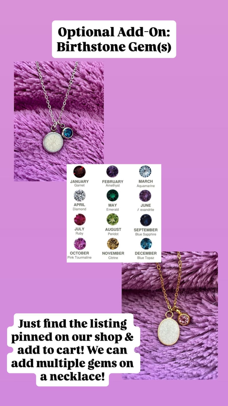 K&ouml;nnte beinhalten: Eine silberne Halskette mit einem wei&szlig;en Anh&auml;nger und einem blauen Edelstein, sowie eine Tabelle mit Geburtssteinen. Der Text lautet "Optional Add-On: Birthstone Gem(s)" und "Just find the listing pinned on our shop & add to cart! We can add multiple gems on a necklace!"