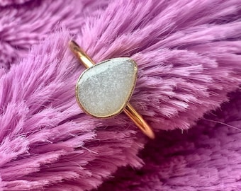 Mini anello a goccia dorato per la raccolta del latte materno, anello regolabile in acciaio inossidabile dorato, kit fai da te per anello per la raccolta del latte materno, istruzioni video, dimensioni del ciondolo: 5,2x7,2 mm