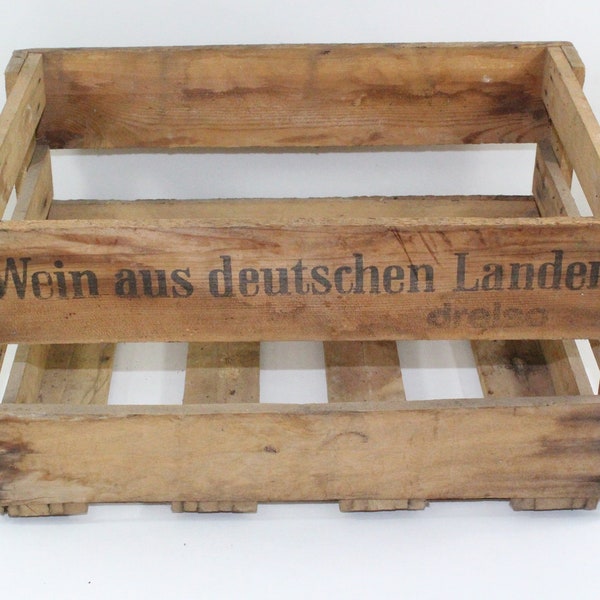 Alte gebrauchte Weinkisten weinkiste weinregal obstkiste wine-rack wein obstkisten pflanzenregal weinregal kiste alte-weinkiste holzkiste